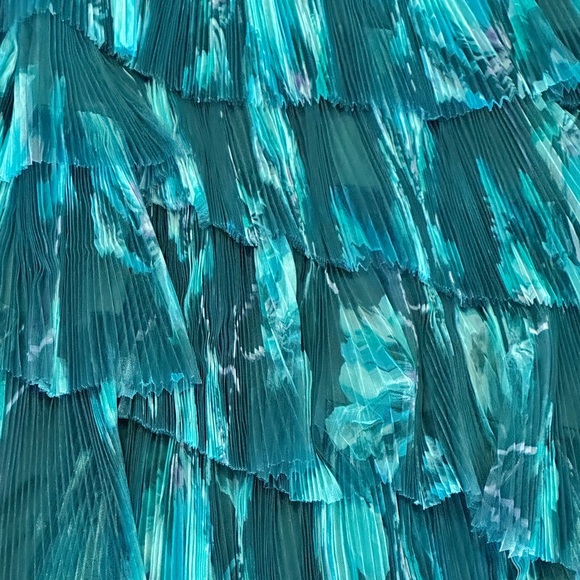 NWT! Hutch Lanza Teal Strapless Pleated Tulle Gown Size 6 - Picture 9 of 15